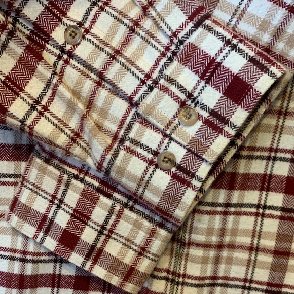 Northern Reflections Burgundy and Cream Zip Plaid Shacket Women’s Size Large - Picture 4 of 10